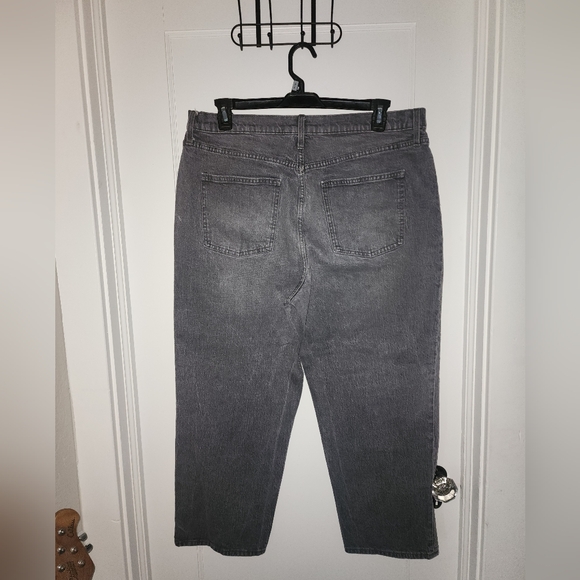Universal Thread Jeans - Picture 2 of 6